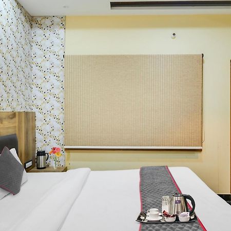 Townhouse Oak Hotel Ar Ganges Premium Waranasi Zewnętrze zdjęcie